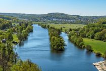 Blick von der Aussichtsplattform Hohenstein in Witten auf die Ruhr. • © ummeteck.de - Christian Schön