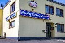 Der Eingangsbereich zum McPlay Kinderland in Freudenberg gestaltet sich eher unauffällig. • © ummeteck.de - Silke Schön