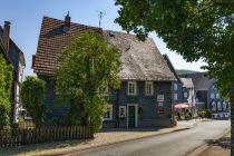 In diesem Haus im Alten Flecken von Freudenberg findest Du MysteRiOOM. • © ummeteck.de - Silke Schön