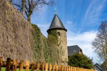 Der Hexenturm ist Bestandteil der historischen Stadtbefestigung in Olpe • © ummet-eck.de / silke schön