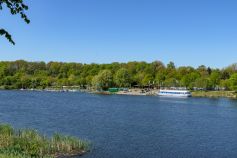 Hier im Bild die MS Kemnade auf dem Kemnader See. • © ummeteck.de - Christian Schön