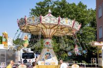 Kinder-Wellenflieger sind selten. Dieser hier kommt von Kreft aus Duisburg und stand auf der Sterkrader Fronleichnamskirmes 2022 in Oberhausen. • © ummet-eck.de / christian schön