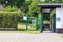 Der Eingangsbereich des Freibades in Meinerzhagen-Valbert. • © ummeteck.de - Silke Schön