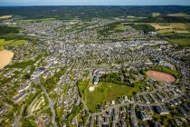 Blick auf Meschede. • © sauerland.com - Hans Blossey