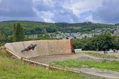 Jump or Leave-Biketrail in der MTB-Bikezone Willingen. • © Redaktionsbüro Susanne Schulten