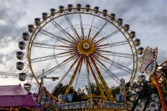 Das Wiesnrad von Willenborgs - hier mal auf dem Herbstfest in Rosenheim. • © kirmesecke.de