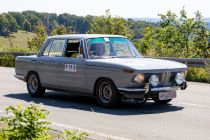 Der BMW 2000 TI des AC Dünne trägt die Startnummer 19 beim Olympia-Revival • © ummet-eck.de / silke schön