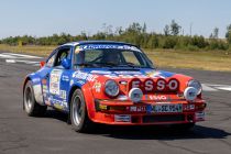 Mit der Startnummer 120 darf dieser Porsche 911 SC GR 4 von Kiel nach München fahren. • © ummet-eck.de / christian schön