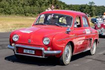 Eine Dauphine Gordini von Renault in rot mit Startnummer 233. • © ummet-eck.de / christian schön