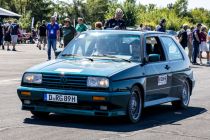 Ein grüner VW Golf Rallye trägt die Startnummer 296 • © ummet-eck.de / christian schön