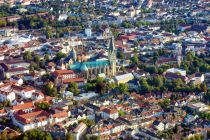 Paderborn aus der Luft mit Blick auf den Hohen Dom. • © pixabay.com