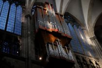 Im Jahr 1998 wurde zusätzlich zur Querhausorgel im Kölner Dom die Langhausorgel - auch Schwalbennest-Orgel - eingeweiht. • © ummet-eck.de / christian schön