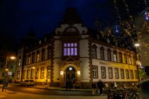 Das Museum für Gegenwartskunst in Siegen zur Weihnachtszeit. • © ummeteck.de - Christian Schön