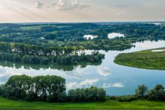 Auf dem Rheinradweg kommst Du an der Bislicher Insel bei Wesel vorbei. • © Tourismus NRW, Dominik Ketz