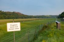 Die Start- und Landebahn des Flugplatzes in Wipperfürth.  • © ummeteck.de - Christian Schön