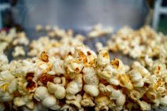 Frisches Popcorn - © pixabay.com
