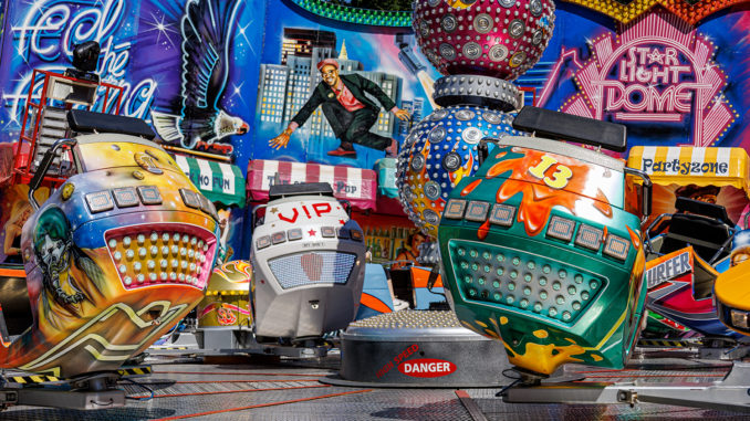 Kirmes im Ruhrgebiet (Symbolbild). Zu sehen ist der Break Dancer von Wingender. // Foto: ummet-eck.de, Christian Schön