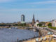 Schifffahrten wie hier auf dem Rhein in Düsseldorf sind stets beliebt. // Foto: ummet-eck.de, Christian Schön