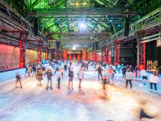 Eislaufen vor einmaliger Kulisse. // Foto: Bochumer Veranstaltungs-GmbH