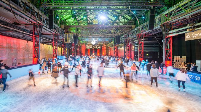 Eislaufen vor einmaliger Kulisse. // Foto: Bochumer Veranstaltungs-GmbH