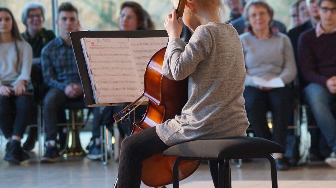 Junge Talente präsentieren ihr Können beim Preisträgerkonzert von "Jugend Musiziert" auf Schloss Homburg. // Foto: OBK